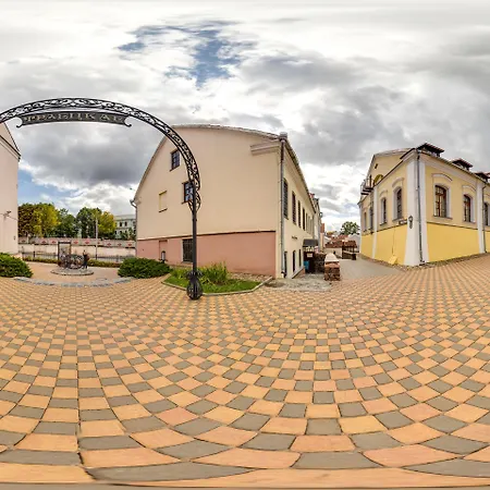 Trinity & Tours Ostello *