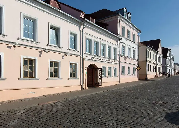 Trinity & Tours Хостел