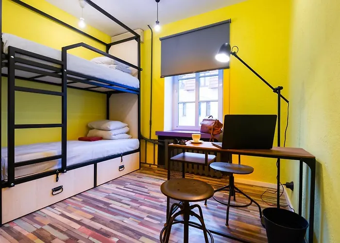 Trinity Hostel & Tours *