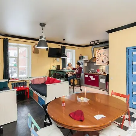 Trinity & Tours Hostel *