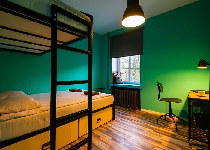 Hostel Trinity & Tours